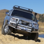 Передний бампер ARB Sahara для Nissan Navara после 2005 г